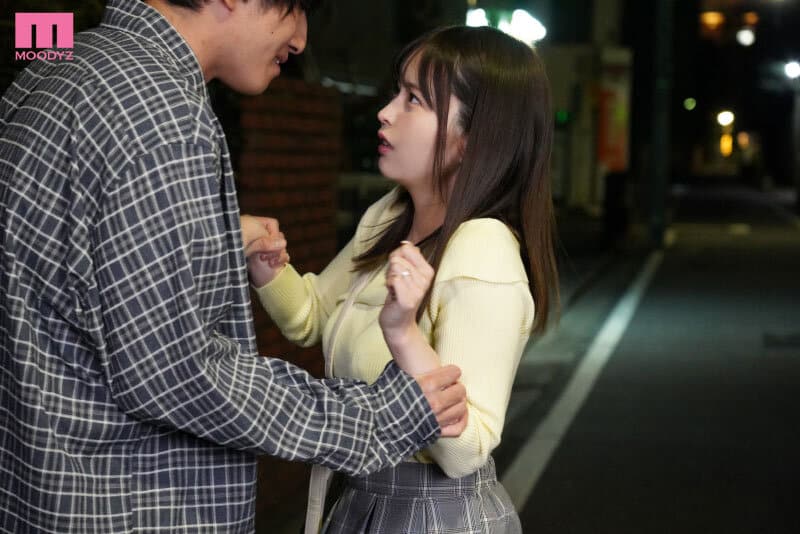 หนังเอวี สาวหุ่นเด็ดแอบเล่นเซ็กส์กับแฟนเก่าที่งานเลี้ยงรุ่น MIDV-408 1