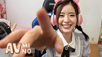 เอวีเจแปน สาวน้อยสุดเอ็กซ์บนโต๊ะเกมมิ่ง FC2PPV-2468802