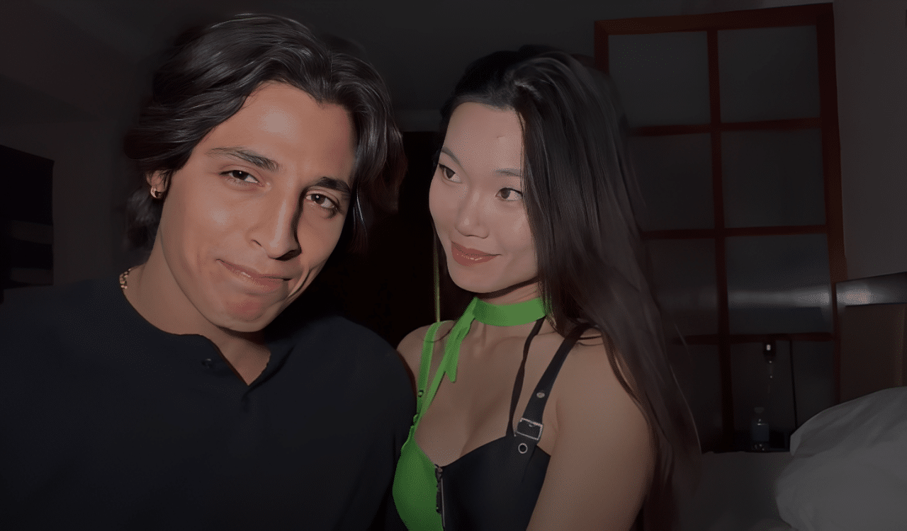 avฝรั่ง Gattouz0 and Lucy Mochi Asian Cute Babe