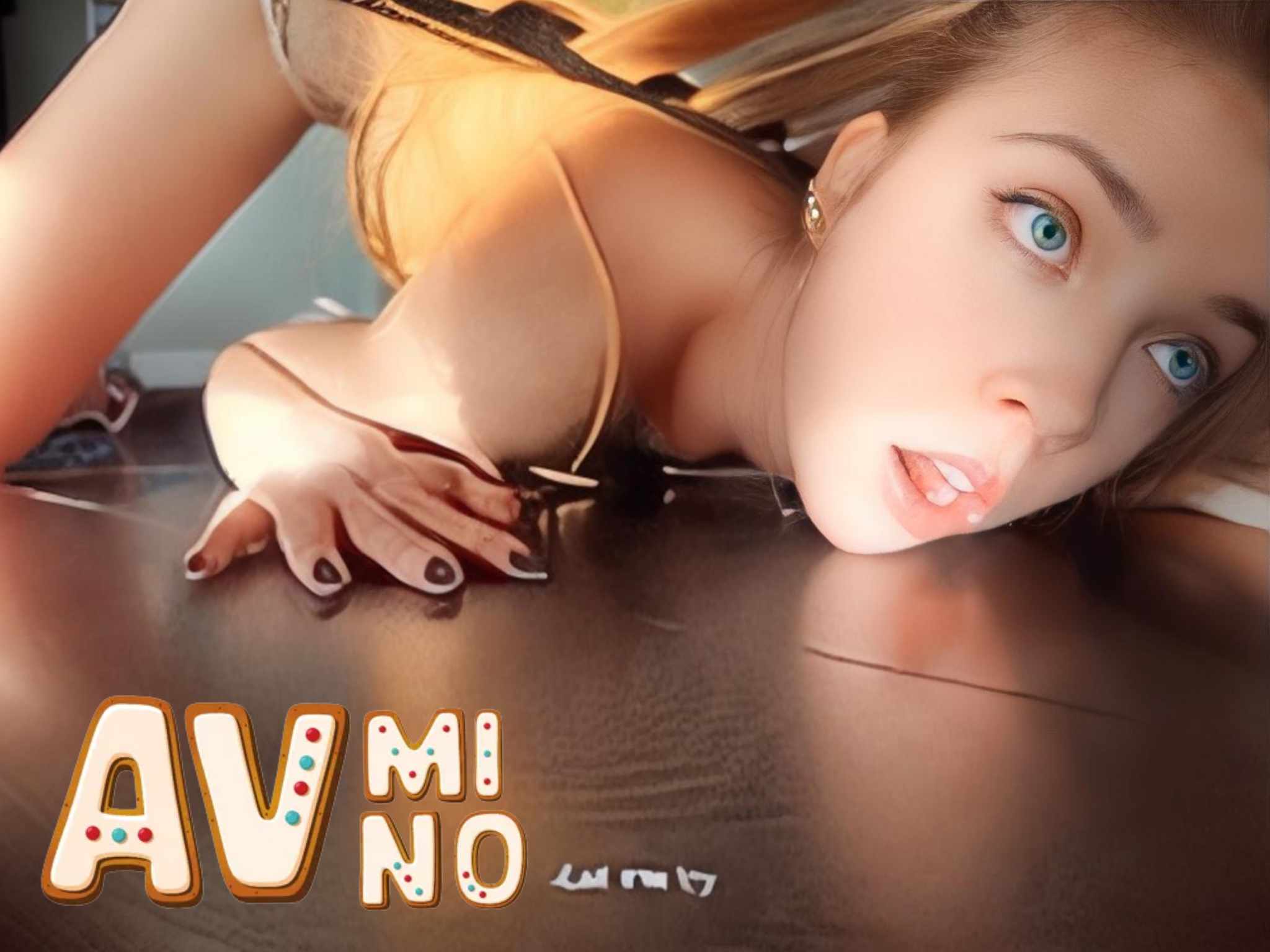 avฝรั่ง หัวติดใต้เตียงออกไม่ได้ Miha Nika